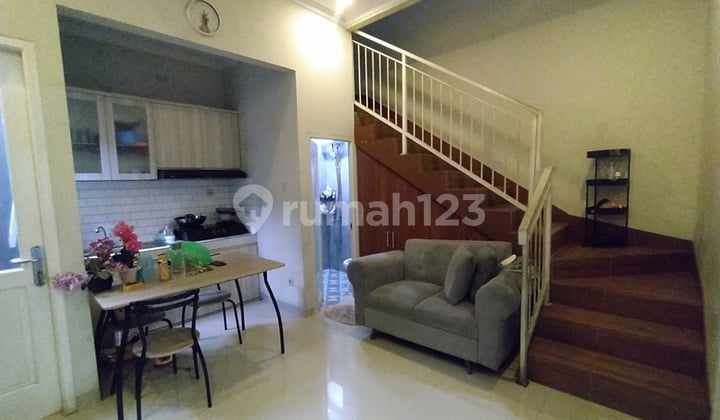 New Land 2-Story Residence Beji Depok