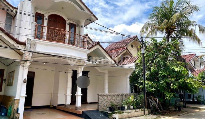 Hunian Strategis 2 Lantai di Tole Iskandar Depok