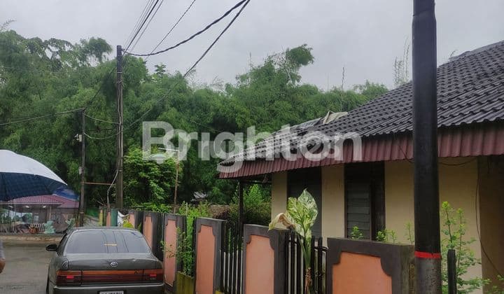 Rumah Hook Strategis Pondok Duta