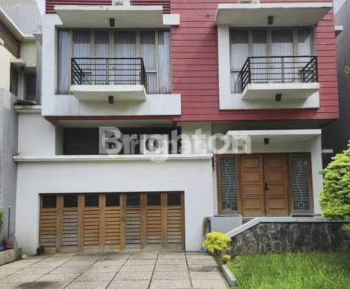 RUMAH RAFFLES HILS CIBUBUR DEPOK