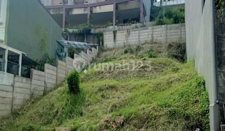 Tanah di Setra Duta, Setra Duta HGB - Hak Guna Bangun 439 Squaremeter