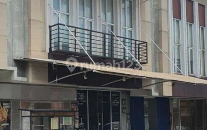Lokasi Strategis , Ruko Gandeng 2 Lantai Bagus Dan Siap Pakai
