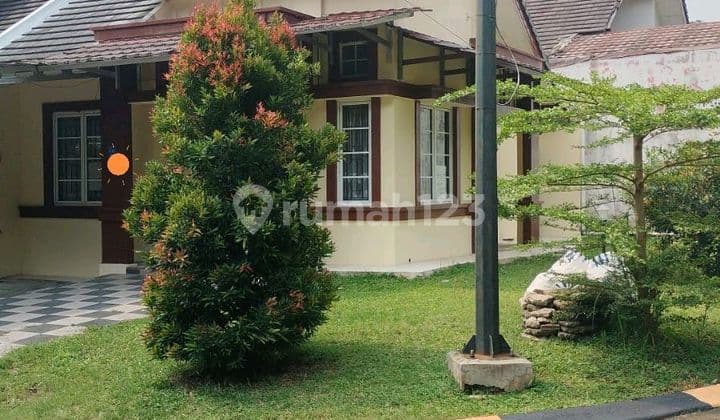 Rumah Hoek 1 Lantai Siap Huni di Kota Wisata Cibubur
