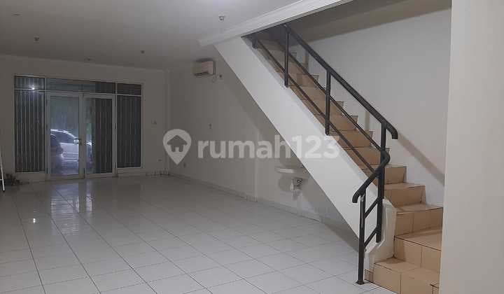 Ruko 2 Lantai Rapi Siap Usaha di Kota Wisata Cibubur
