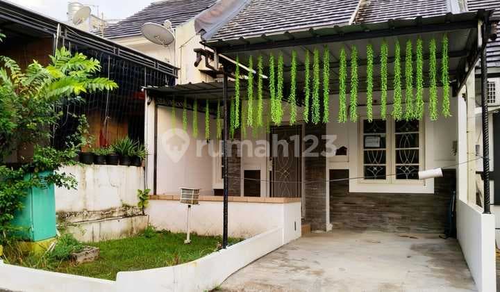 Rumah 1,5 Lantai Siap Huni Dalam Cluster