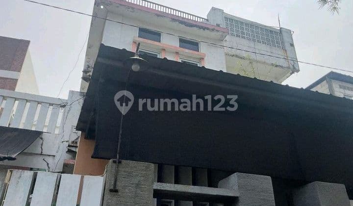 Lokasi Dekat Summarecon Bekasi , Rumah 2.5 Lantai Di Kavling Tegal Perintis , Marga Mulya , Bekasi Utara