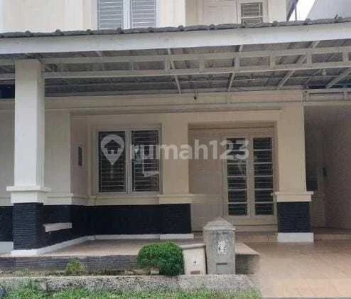 Rumah dengan 3 Kamar Tidur, Siap Huni, Dekat Pintu Tol Narogong, Terletak di Dalam Cluster di Kota Wisata Cibubur di Kota Wisata Bagus Rumah