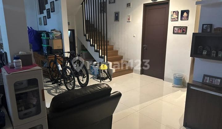 Rumah Bagus, Lingkungan Asri, Siap Huni, di Alam Sutera