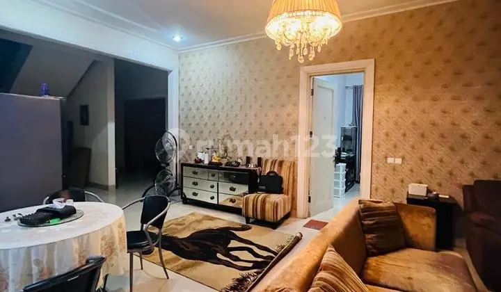 For Sale: House at Les Belles Maisons Serpong Tangerang