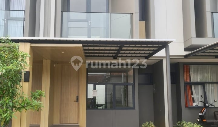 Murah!! Dijual Cepat Rumah Cluster Svani Tanakayu BSD Tangerang