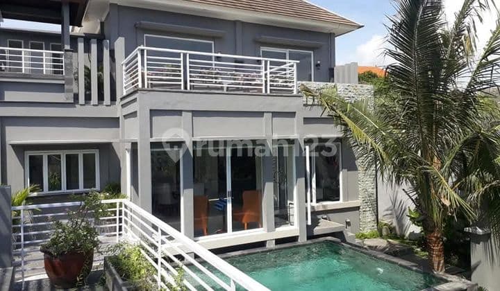 Freehold Luxury 4-Bedroom Villa For Sale Near Melasti Beach, Kutuh - Bali