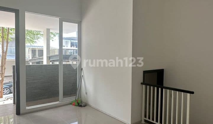 For Sale House in Citra Garden 8 West Jakarta