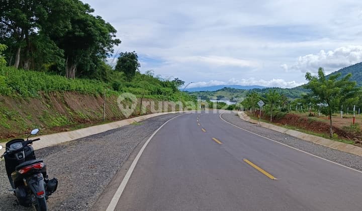 Tanah Strategis Depan Jalankek Tana Mori