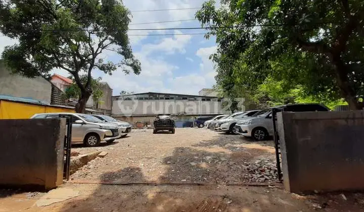 Dijual Tanah Luas Lokasi Strategis di Deplu Pesanggrahan