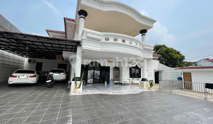 Rumah American Classic Ada Pool @Pondok Jagung Serpong