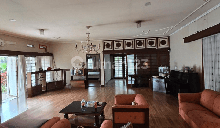 Luxurious Asri House in North Bandung, Setrasari Indah Complex