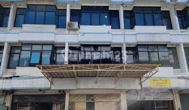 Ruko Exclsuive 4 Lantai di Mainroad Kebonjati, Bandung Kota