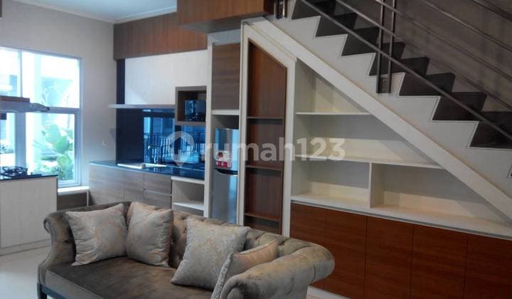Fully Furnished Townhouse on Pasteur Wing, Bandung