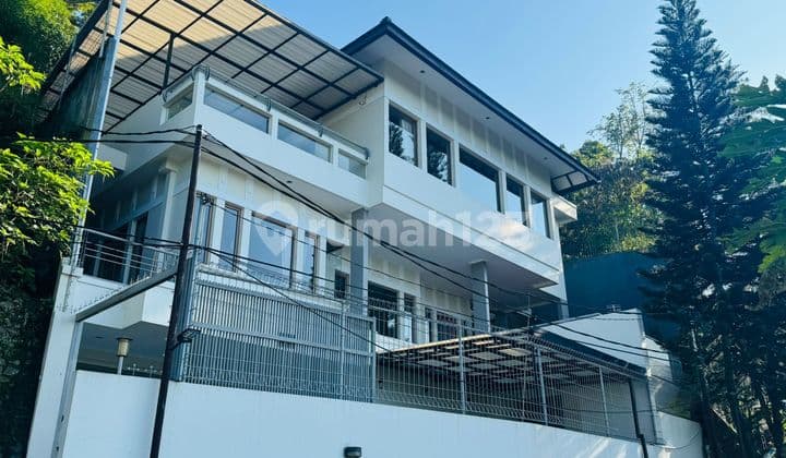 Rumah Bagus Siap Huni di Resor Dago Pakar, Bandung
