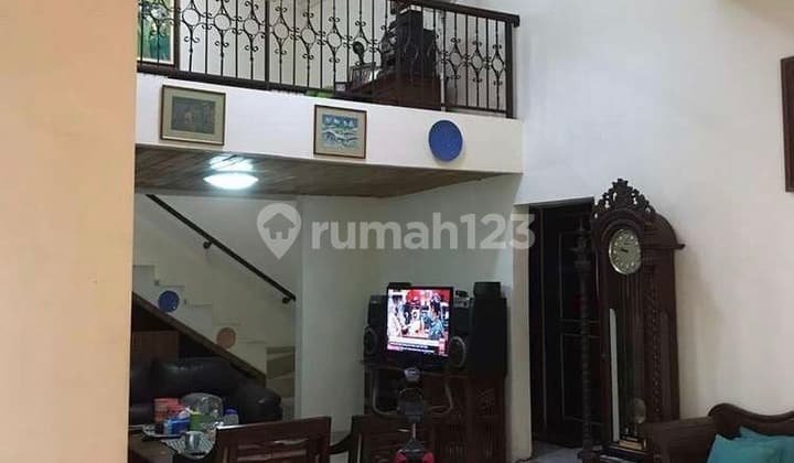 Rumah nyaman daerah aman sayap buahbatu 2 arah