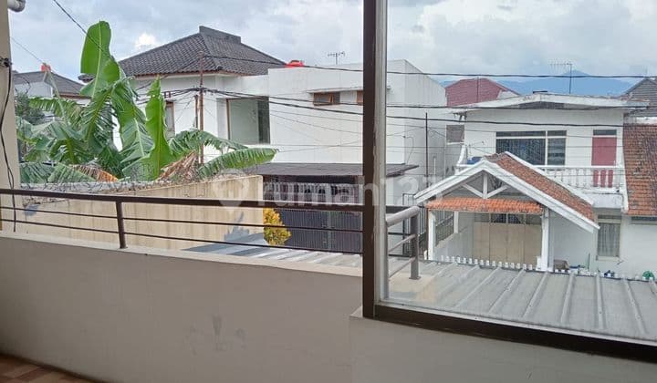 Rumah 2 Lantai Luas Daerah Batik Sukaluyu