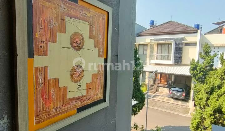 Rumah 3.5 Lantai Dlm Cluster Elite Di Singgasana