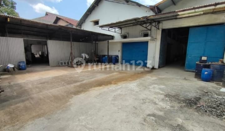 Pabrik/Gudang Tengah Kota Sayap Pajajaran