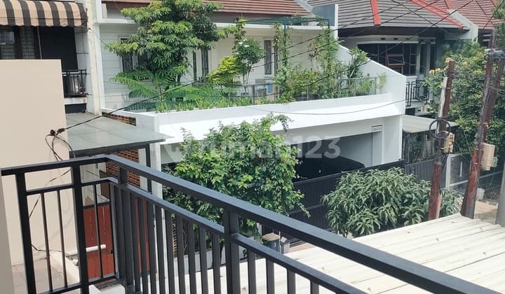 Rumah siap huni 2 lantai dlm cluster elite batununggal