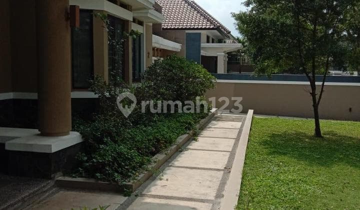 Rumah Clasic Terawat Posisi Hookdi Btd Kbp
