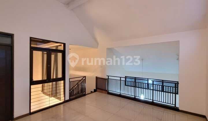Promo Akhir Thn Rumah 2 Lantai Dlm Cluster Elite Batununggal
