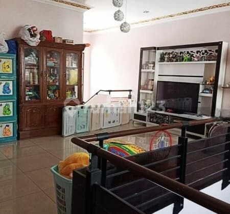 Rumah Minimalis 2 Lantai Di Batununggal Indah