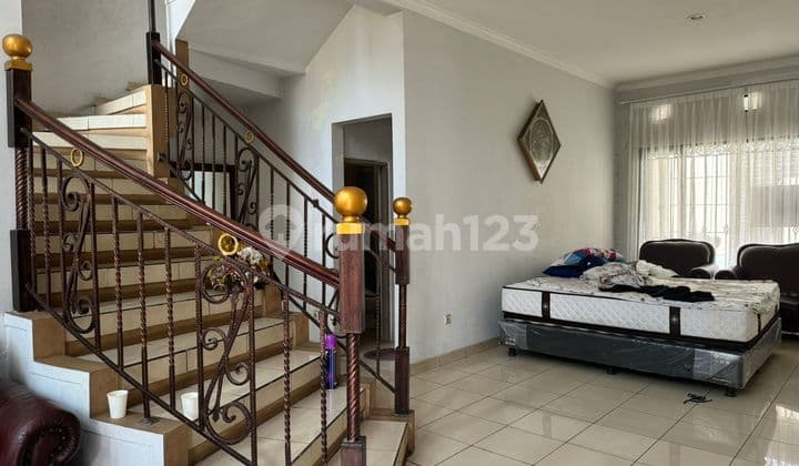 Rumah Masih Bagus Siap Huni di Batununggal Bandung