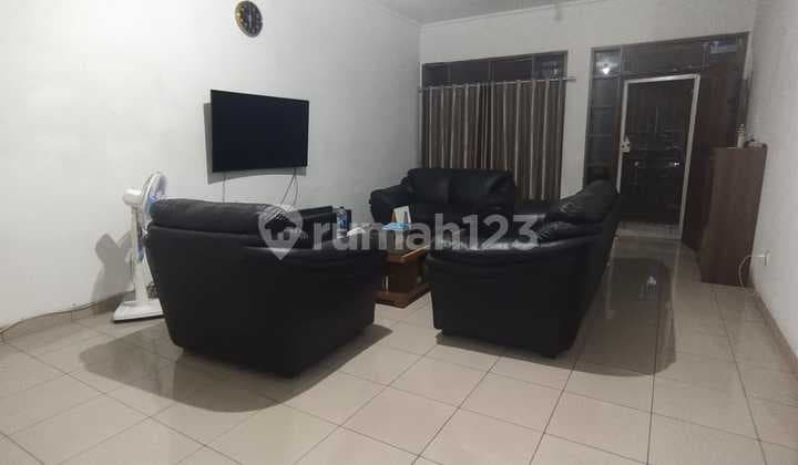 Rumah Bagus 2 Lantai Siap Huni di Batununggal Bandung