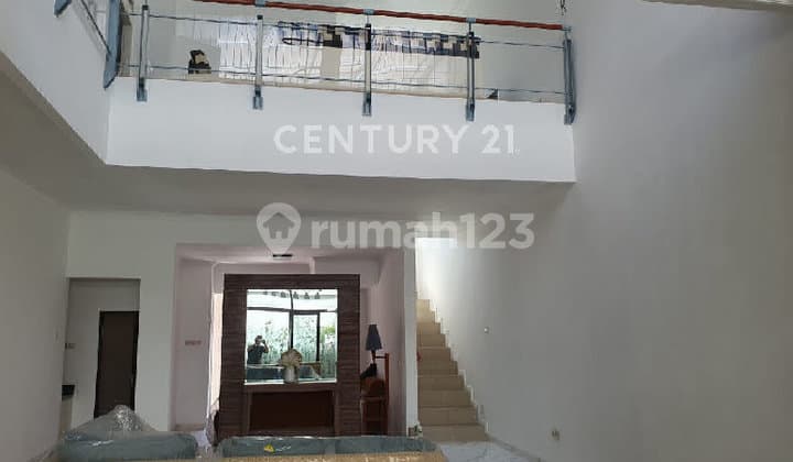 Rumah Full Renovasi Minimalis 2 LT di Cluster Batununggal