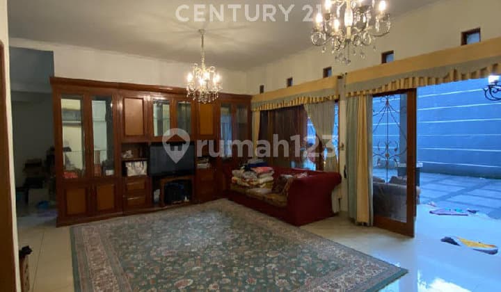 Rumah Siap Huni 2 Lantai Hadap Timur di Batununggal Bandung