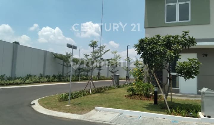 Rumah Bagus Hoek Hadap Utara Dayana Summarecon Bandung