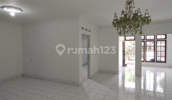 Rumah Luas Bagus Siap Huni SHM di Sukaluyu Bandung