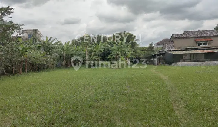 Super Large Plot on the Soekarno Hatta Wing, Bandung