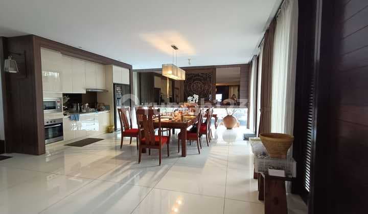 Dijual Rumah Serasa Tinggal di Villa Bali di Sukamulya