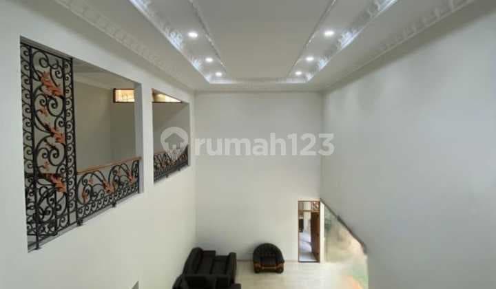 Good House Singgasana Pradana