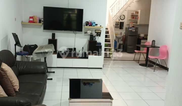 Rumah Bagus Furnished Taman Kopo Katapang