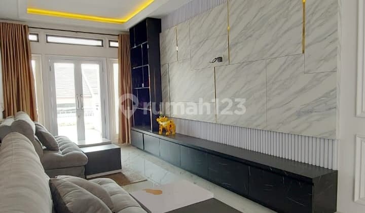 Rumah 2 Lantai Bagus Komplek Kopo Safira Residence