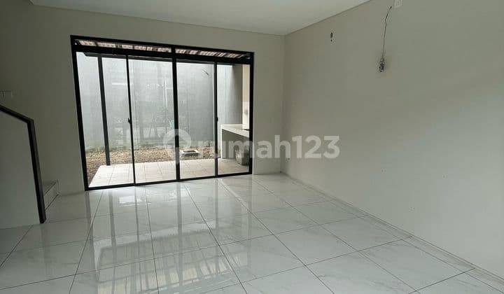 Rumah Bagus Kota Baru Parahyangan Tarubhawana