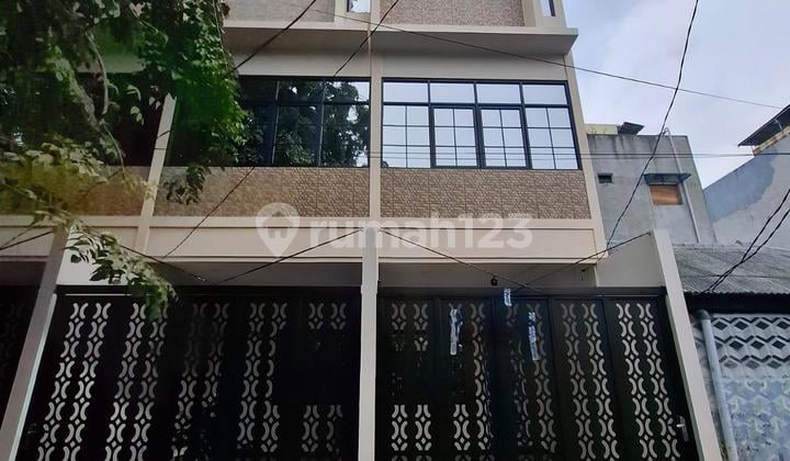 Jual Rumah Baru 4 Lantai Di Tanjung Duren