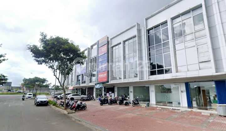 For Sale: 3-Unit Row Shophouse at Bolsena Square, Gading Serpong.