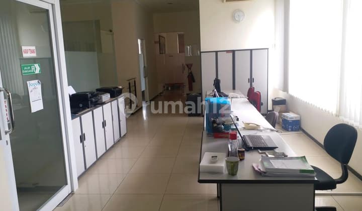 Kantor/Caffe /Klinik ,Strategis U/Pengusaha Mapan Siap Melaba