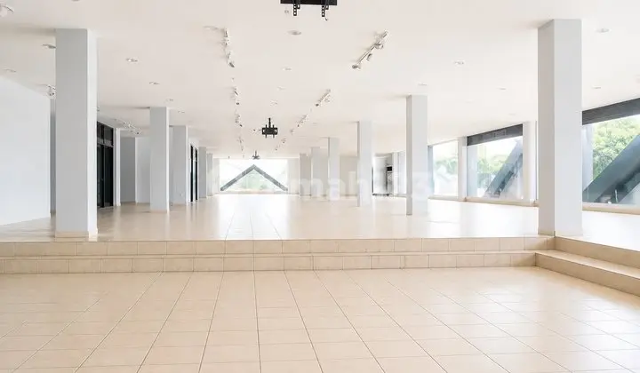 Business Space in a Premium Location in Denpasar