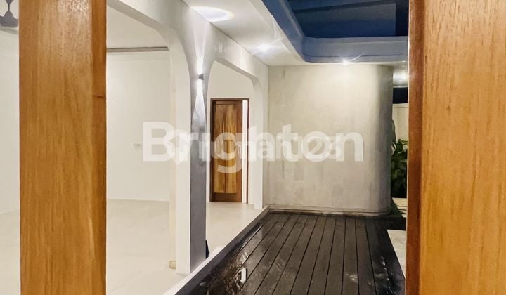 VILLA BARU DI JL. PANTAI SESEH MUNGGU