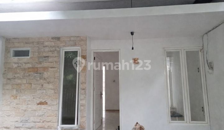 Dijual Rumah Siap Huni - Full Furnished Perumahan Green Semanggi