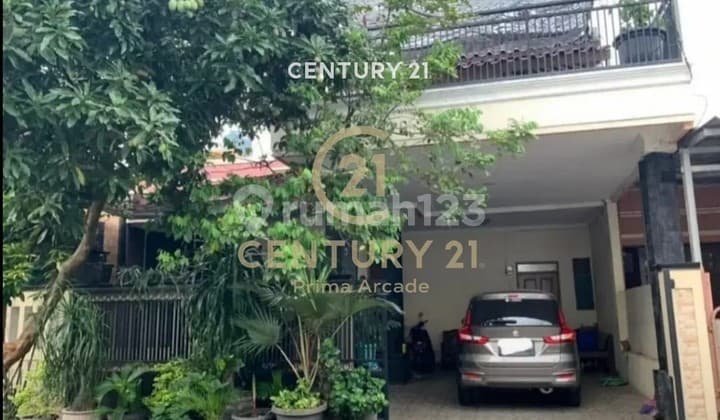 For Sale Nice Spacious Move-in Ready House in Graha Bintaro